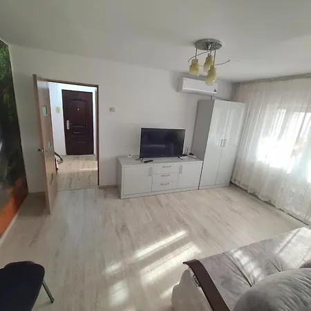 Apartament 2 Camere Etaj 4 Din 4 Craiova Exterior foto