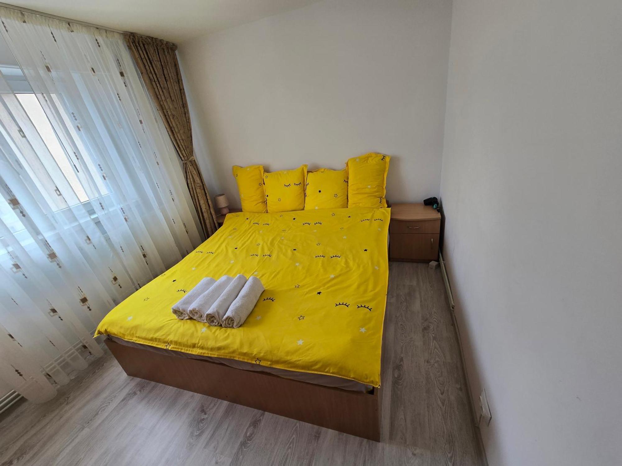 Apartment 2 Etaj 4 Din 4 *